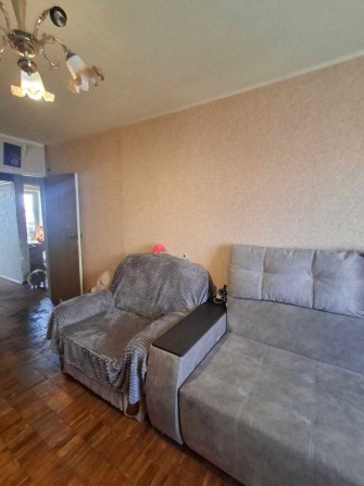 Продам 2 комн. квартиру в Чугуеве - фото 1