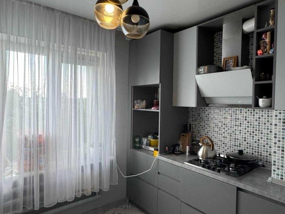 Продаж 3-кімнатної квартири в центрі Чугуєва! Чугуїв