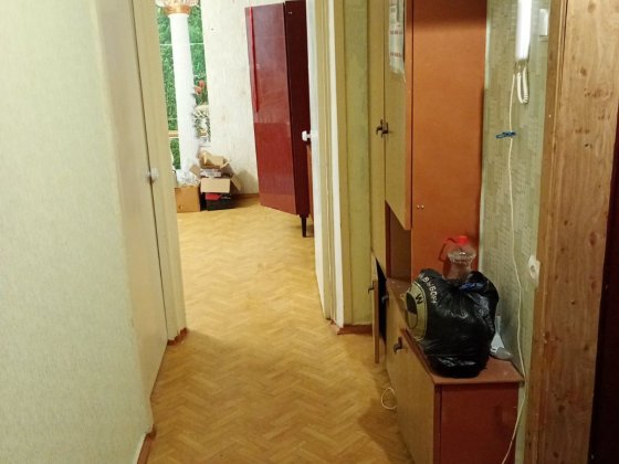 Продам 2-х кімнатну квартиру, на 4-му поверсі 5 етажного будинку. Нікополь
