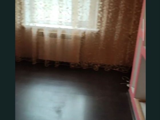 Продам квартиру 3 комн г. Никополь, Днепропетровская область Червоний Бір