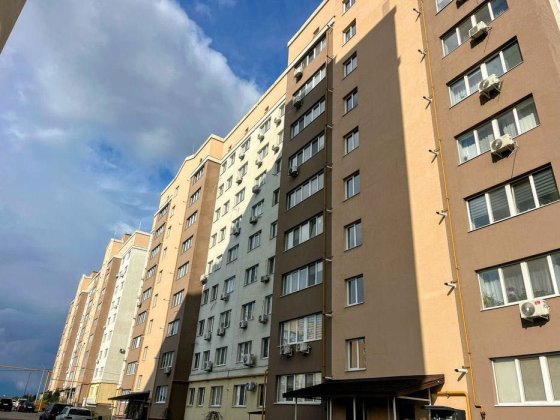 Продам 2х Комн. НОВОСТРОЙ, район БРАМА-2,  ЖК на вул. Спортивна Слобожанское