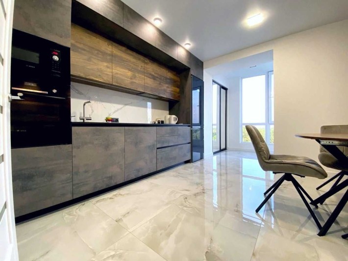 Продам 2-к квартиру (68м2) в ЖК Днепровская Брама-1, Слобожанское - фото 1