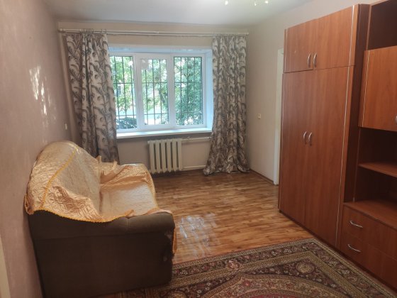 Продам 3-к квартиру в Днепре ж/м Приднепровск Старые Кодаки