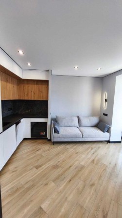 Продам 2 кімн. квартиру в ЖК Дніпровська Брама 2 - фото 1