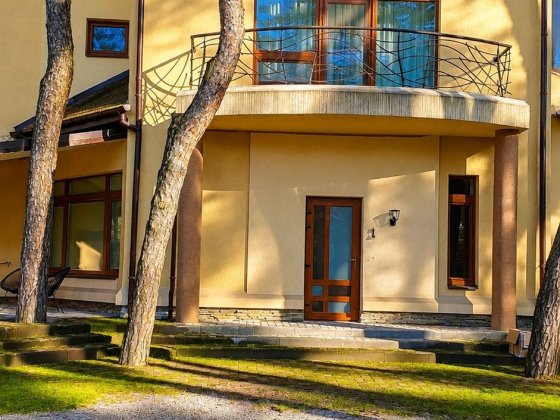 ПРОДАМ ексклюзивну 4-кімнатну квартиру з власною терасою в котеджному містечку «ШИШКІНО», с.Орлівщин Орловщина