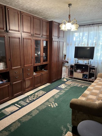 Продам 2-х кімнатну квартиру - фото 1