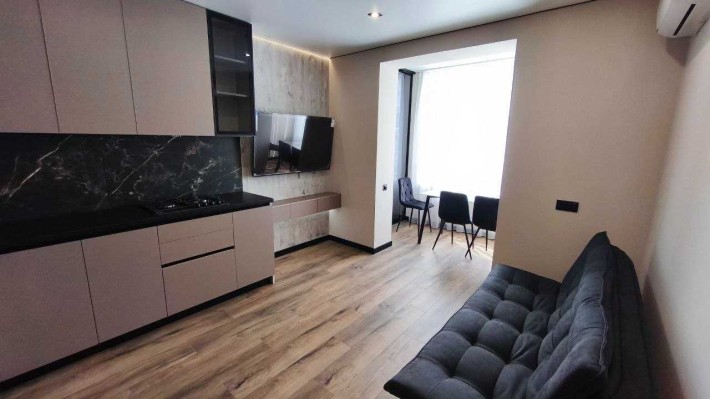 Продам квартиру з ремонтом в ЖК Дніпровська Брама 2. - фото 1