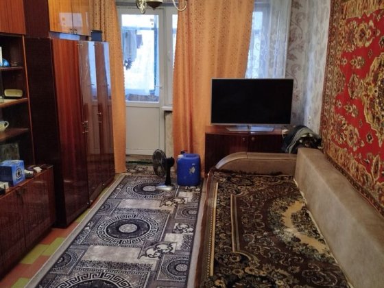 Продам 2-х кімнатну квартиру, на 2-му. поверсі. вул.Маркова 1 Тернівка