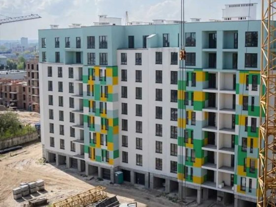 Велика 3-кімнатна квартира 107 м² біля Велесу – низька ціна, розвинена інфраструктура Волчинец