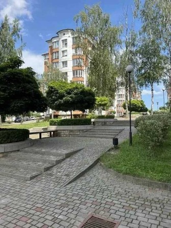 Продається 2 кім. квартира з ремонтом в ЖК "Калинова Слобода" район Озера - фото 1