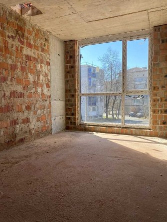 Продається 1-кімнатна квартира на 4-му поверсі. Район Пасічна. - фото 1