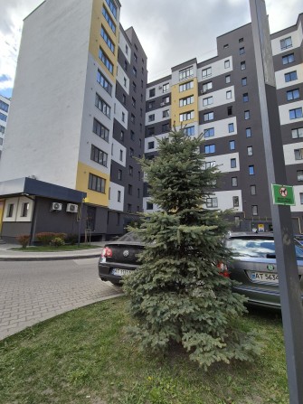 Двокімнатна квартира  з великою гардеробною! - фото 1