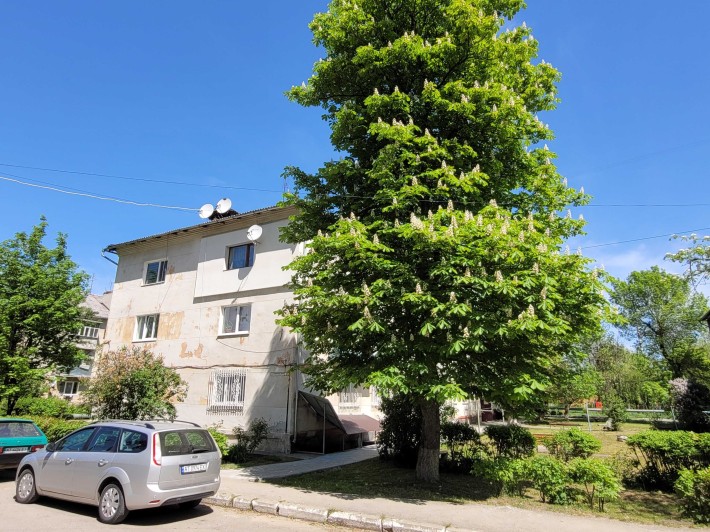продаж/3-кімнатна квартира в м. Надвірна по вул. Української армії - фото 1