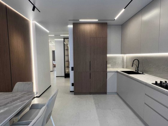 Нова 2к квартира біля озера в ЖК Millennium Elite Крихівці