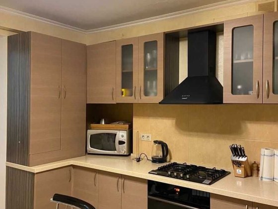 Без%  Ціна вогонь!! Квартира супер!! велика 3-к 105м2   105000 Святопетровское
