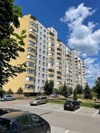 Продаж 2-кімнатної квартири з ремонтом та меблями . Без комісії - фото 1