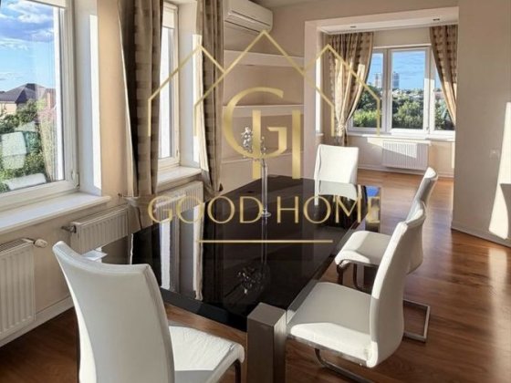 Квартира в клубному будинку Гатне