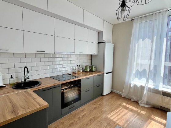 1-кімнатна квартира 43,3 м² у Paradise Avenue. Вид на озеро.  Власник. Без комісії Крюківщина