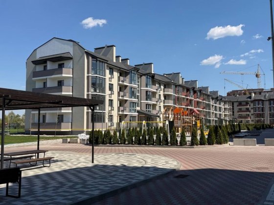 ЖК Фемілі -2 квартири від забудовника, є з документами Гатне