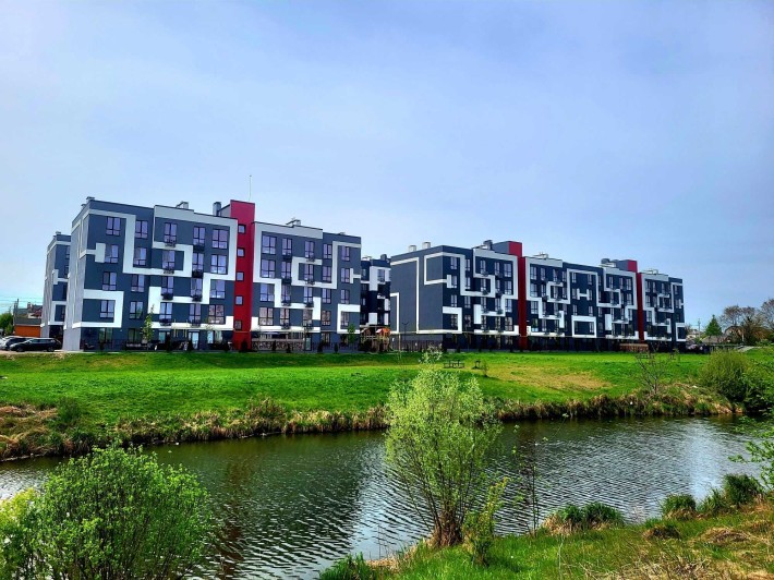 Продається 1 кімнатна квартира в ЖК Рідний 2, поруч озеро, метро Теремки - фото 1