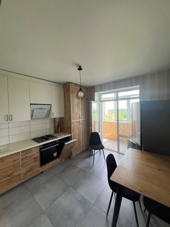 Продаж двокімнатної квартири з ремонтом та меблями 64,5м² ЖК Перший Парковий, Білогородка. Газ - фото 1