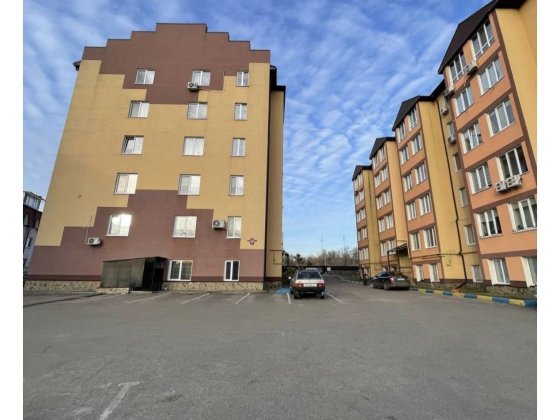 1 кімнатна квартира в Білогородці цокольний поверх