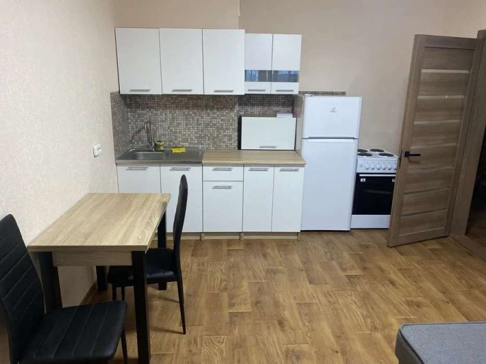 Продаж 1-к квартири вул. Ревуцького 54 - фото 1