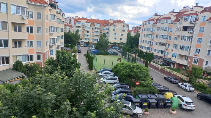 Продам 3 кімнатну Святопетрівське. - фото 1