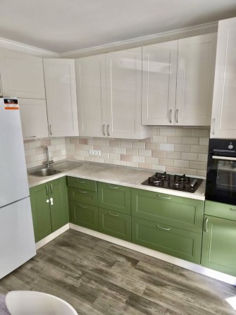 Без комісії! Продам простору однокімнатну квартиру 41 м.кв з ремонтом, невисокий поверх! ЖК Петрівсь - фото 1
