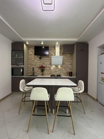 Продаж 3-кімн. квартири у Святопетрівському - фото 1