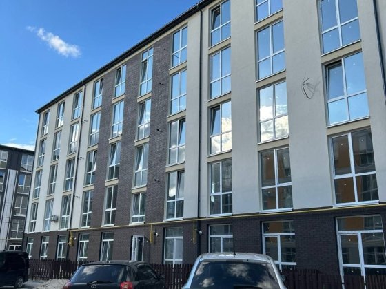 ЖК Sanville Park . Продаж квартири 31 м.кв в зданому будинку Святопетровское