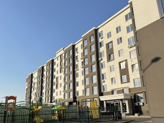 Продаж 3-кімнатну квартиру в жк «Петрівські липки» Святопетровское