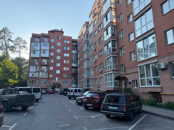 Двокімнатна квартира з новим ремонтом у курортному Ворзелі Ворзель