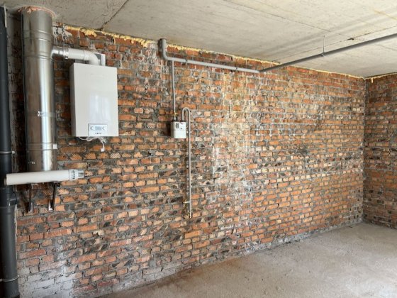 Продам 1-к квартиру.  Газ, автономне опалення, червона цегла.  ЖК  Sanville park.  ЖК Петрівський кв Святопетровское