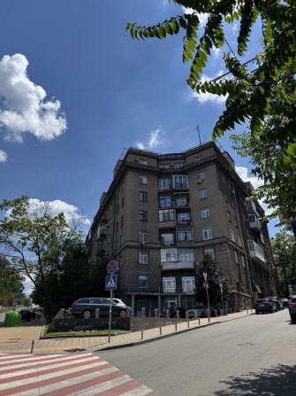 Продаж 3к квартири вул Гетьмана Скоропадського 25  Голосіївський район  Центер  м Університет Площа  - фото 1