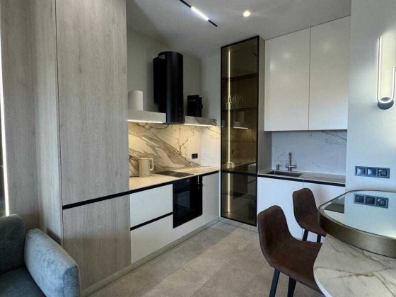 Продаж 1-кімнатної квартири з РЕМОНТОМ ТА МЕБЛЯМИ ЖК Park Lake City Парк Лейк Сіті / КУХНЯ-ВІТАЛЬНЯ  Подгорцы