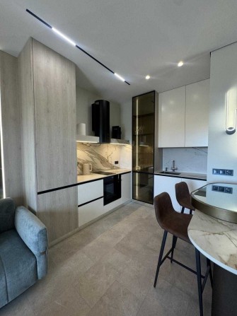 Продаж 1-кімнатної квартири з РЕМОНТОМ ТА МЕБЛЯМИ ЖК Park Lake City Парк Лейк Сіті / КУХНЯ-ВІТАЛЬНЯ  - фото 1