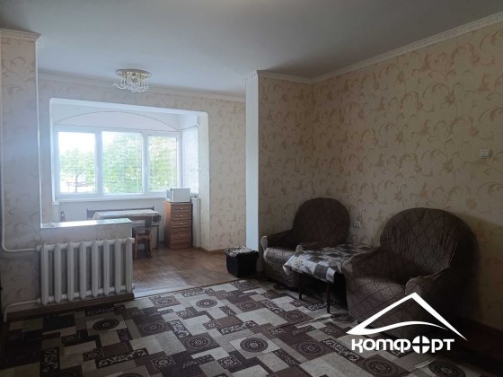 Продам 2х кімнатну квартиру на першому поверсі в Єреванському кварталі Славутич