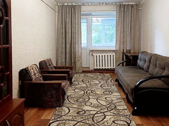 Двокімнатна квартира в центрі міста Тараща