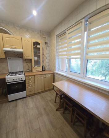 Продаж 2 кімнатна  73 кв м Бородянка центр - фото 1