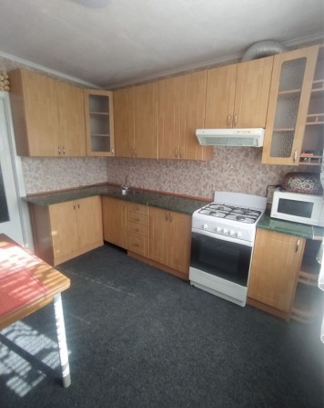 Продам простору 3-кімнатну квартиру - фото 1