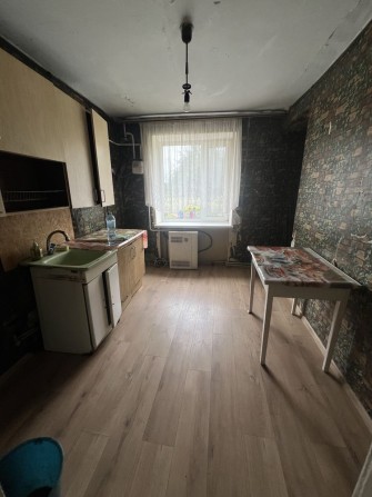 Продам квартиру 4-х кімнатну 83.1 кв.м. - фото 1