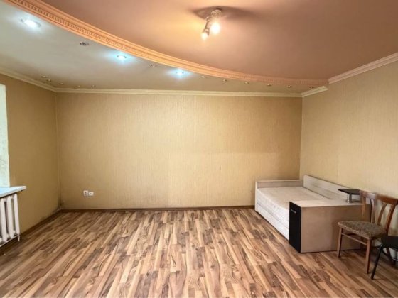 Без комісії Продам 1к квартиру в центрі Немішаєво, 57м2 Немешаево
