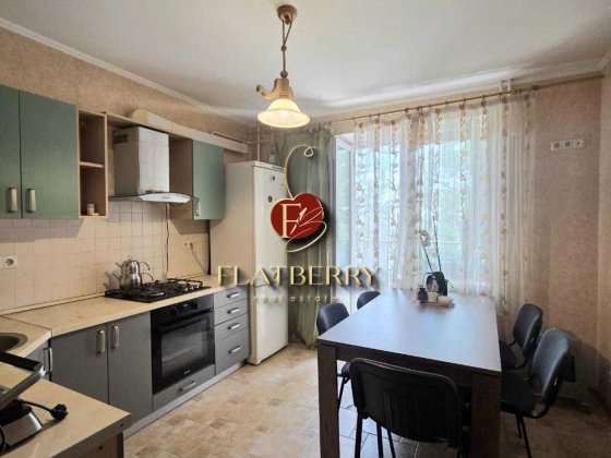 Без% Продаж 2К, Чайки, Києво-Святошинський район, вул. Лобановського 14 Чайки