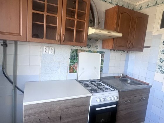Продється двокімнатна квартира Долинская