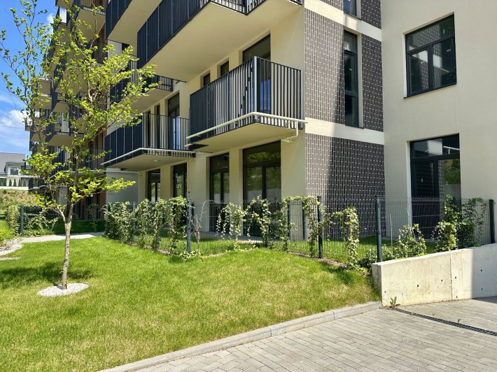 Продам 2 кімнатну квартиру в новобудові м.Винники - фото 1