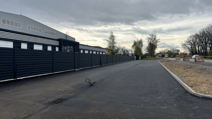Паркувальний майданчик , автосалон, автомайданчик біля дороги 560м2 Боярка ТРАФІК  вулиця Білогородс - фото 1