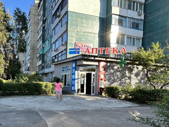 Оренда 10 район біля АТБ 140,м2 Каменское