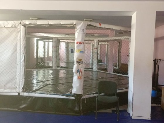 Сдам тренажерный зал 150 м.кв Каменское