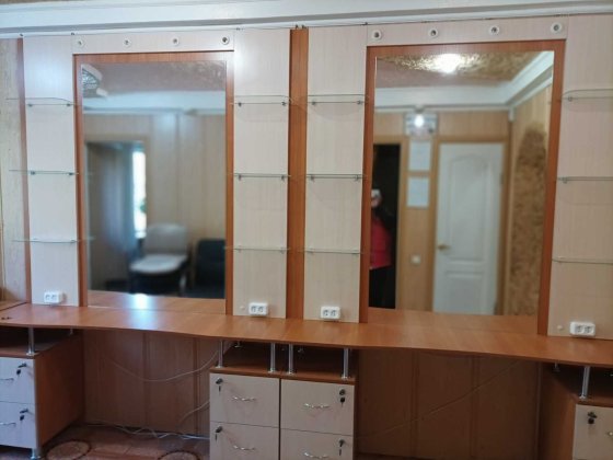 Здам в оренду робоче місце  майстра перукаря Каменское